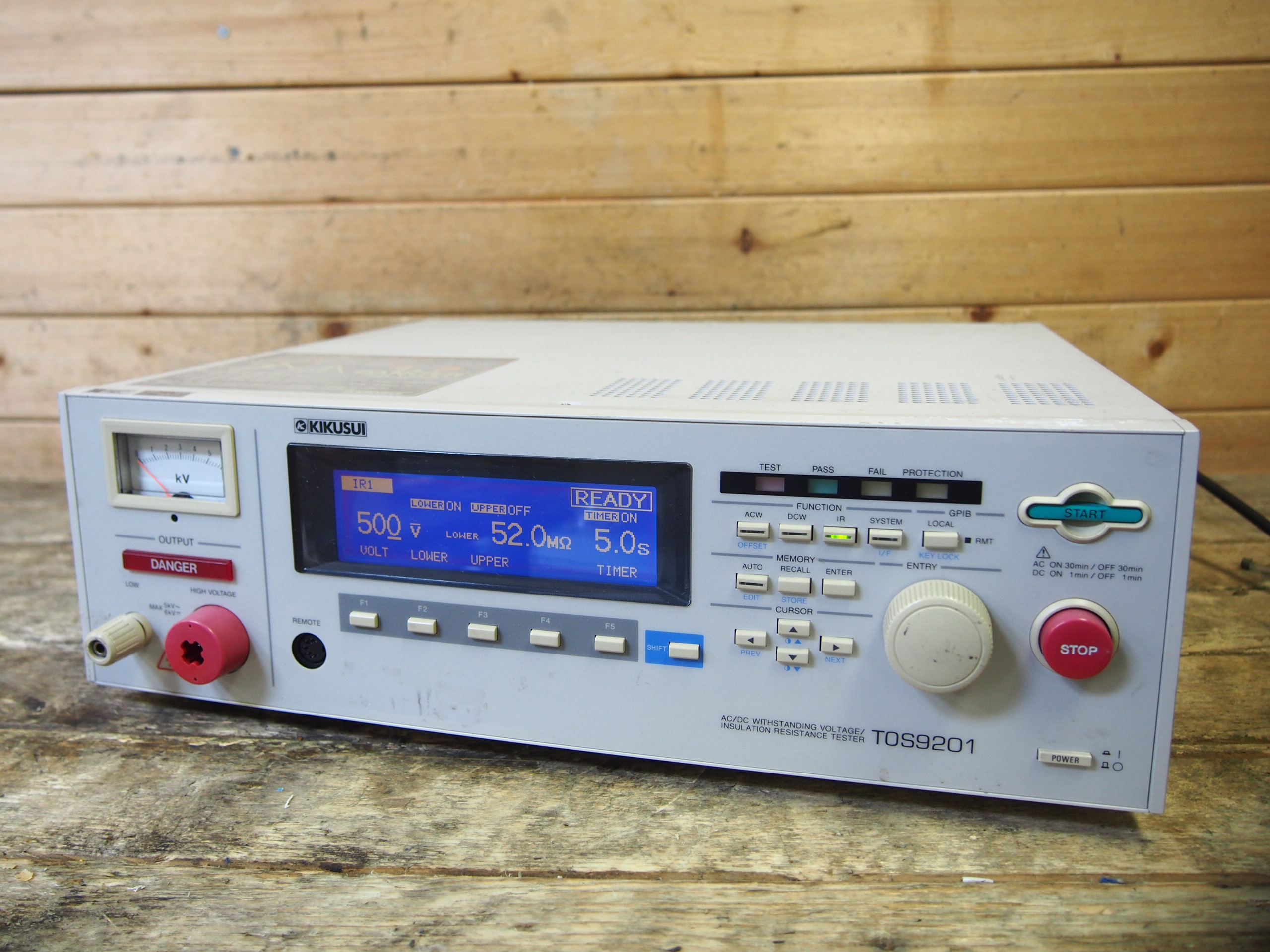 ☆菊水 KIKUSUI TOS9201 耐電圧 絶縁抵抗試験器 通電 デジタル表示OK 株式会社ECOLO JAPAN ＆ JAPAN iine
