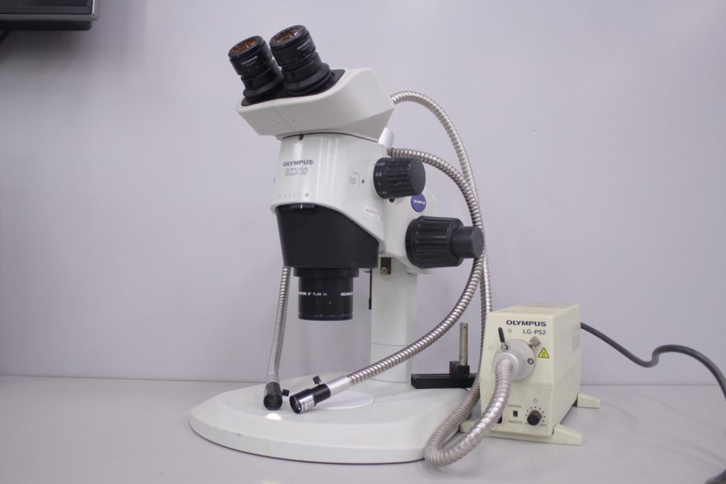 オリンパス SZX10