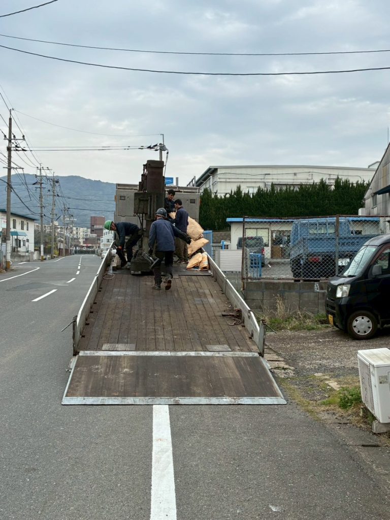 重量機械の搬出工程